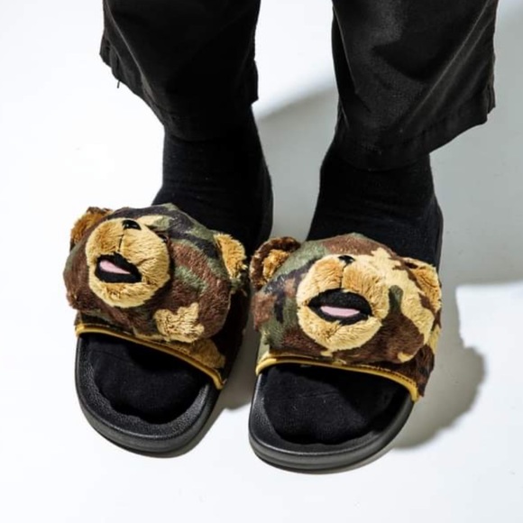 Jeremy Scott x Adidas Shoes - ⭐️Adidas Jeremy Scott Adilette Teddy Camo Slides
